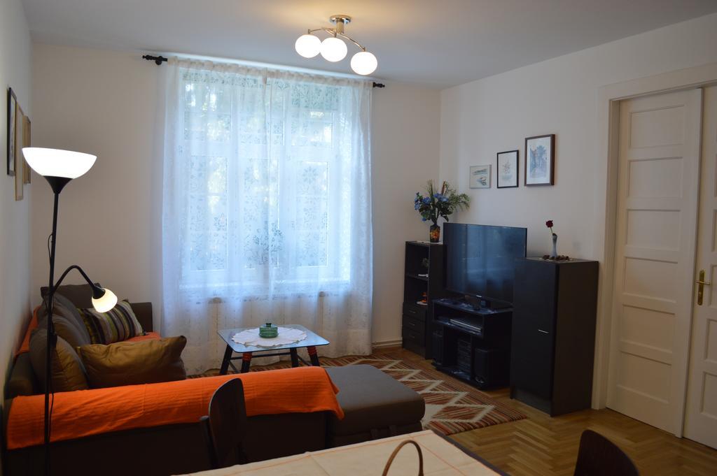 Aha Apartment Zagreb Buitenkant foto